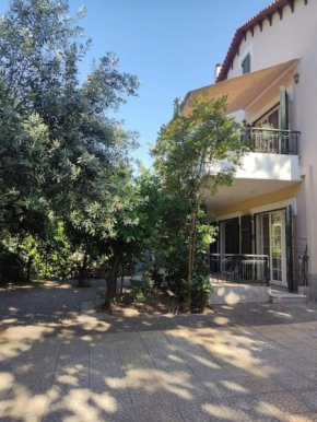 cozy home in the center of Kifissia, Athen
